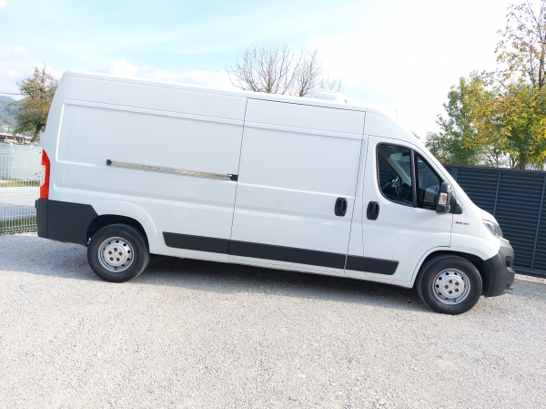 FIAT DUCATO HLADILNIK