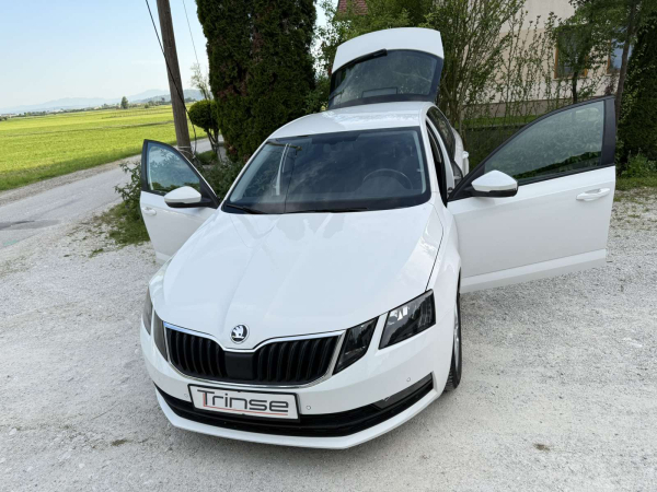 Škoda Octavia 1.6 TDI DSG Limuzina