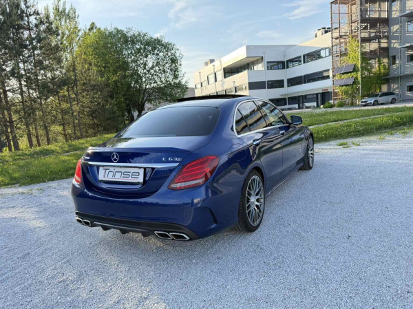 MERCEDES BENZ C / 63 AMG